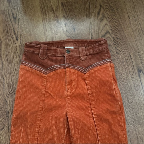 Classic Rock Couture Vibrant Orange corduroy Flare Jeans size Medium unique - Picture 4 of 12